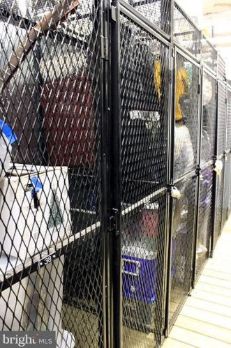 1730 Arlington Blvd, Arlington VA  22209-3302 exterior