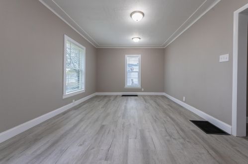 913 Jackson St, Kalamazoo MI  49001-3018 exterior