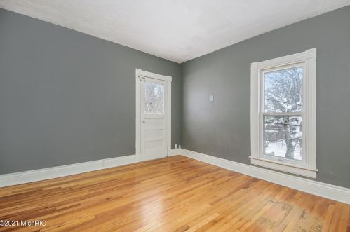 522 Broas St, Belding MI 48809-1911 exterior