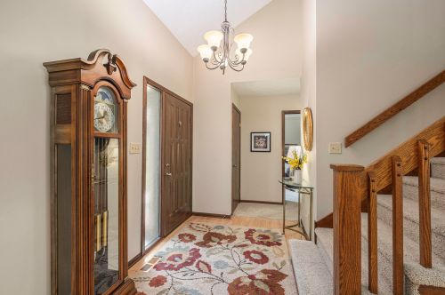 4177 Indian Spg Dr, Wyoming MI exterior