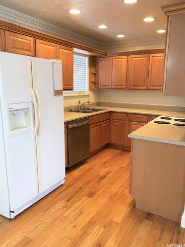 3496 8280, Taylorsville UT 84088-5128 exterior