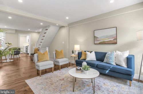 313 Royal St, Alexandria VA  22314-2628 exterior