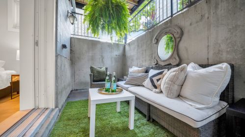 1008 Cullerton St, Chicago IL 60608-3319 exterior