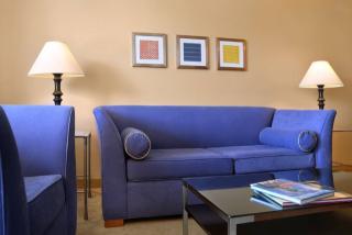 1 Washington Cir, Washington DC  20037-2388 exterior