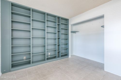 7431 Ln Cienega Dr, Tucson AZ 85712-1423 exterior