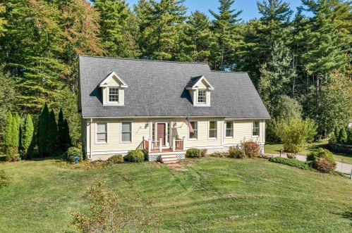 54 Border Winds Ave, Seabrook NH 03874-4461 exterior