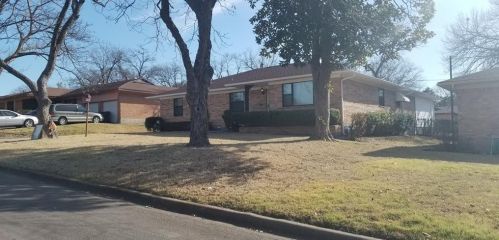 636 Calcutta Dr, Dallas TX  75241-1001 exterior