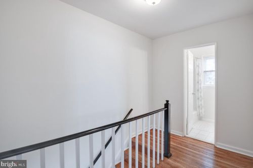 11902 Valleywood Dr, Silver Spring MD 20902-2235 exterior