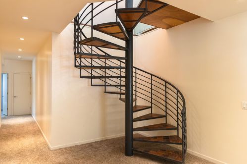 4900 Knapp St, Grand Rapids MI 49525-9436 exterior