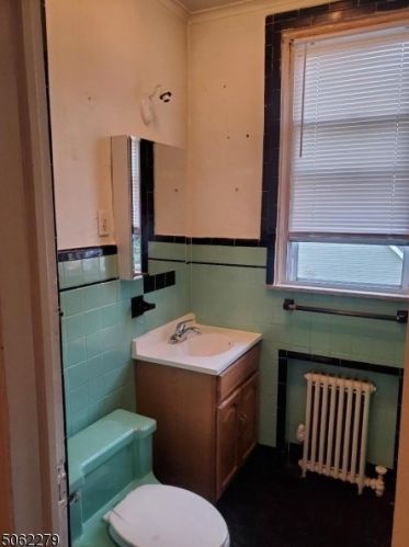 274 Pacific St, Paterson NJ 07503-1919 exterior