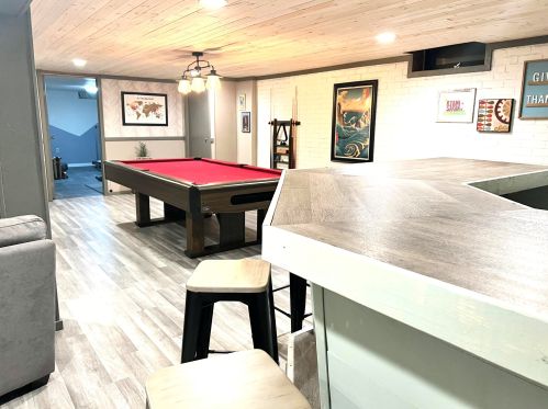 6053 21st St, Milwaukee WI  53221-5052 exterior