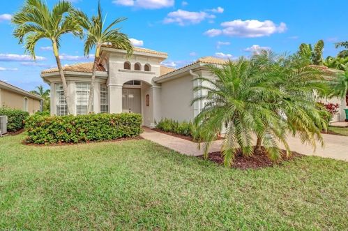 5587 Lago Villaggio Way, Naples, FL 34104-5738