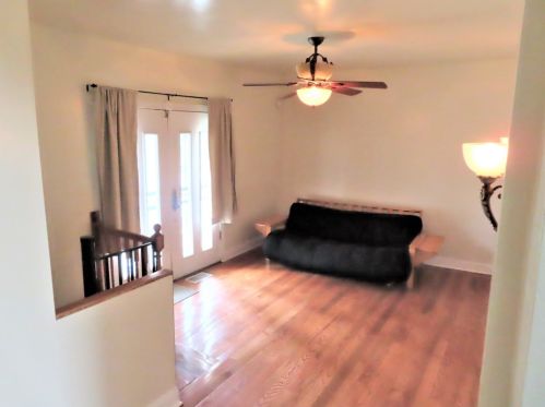 8339 Bennett Ave, Chicago IL  60617-1768 exterior