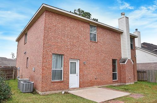 8522 Sports Hvn Dr, Humble TX 77346-6000 exterior