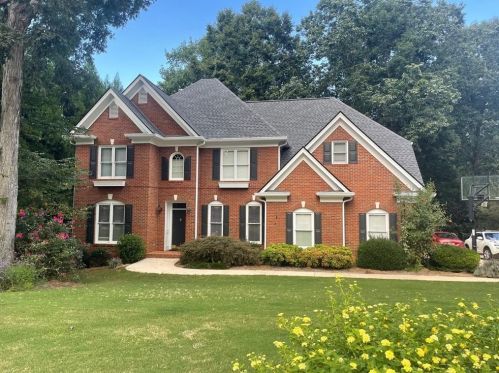 3829 Alexandria Dr, Gainesville GA 30506-4318 exterior