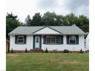 205 Talbot Dr, Cleveland, OH 44146-2830