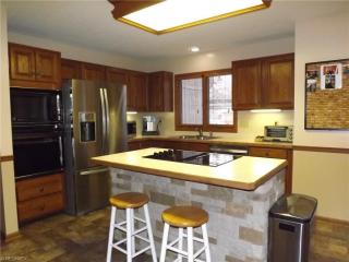 6640 Westview Dr, Cleveland OH  44141-2902 exterior