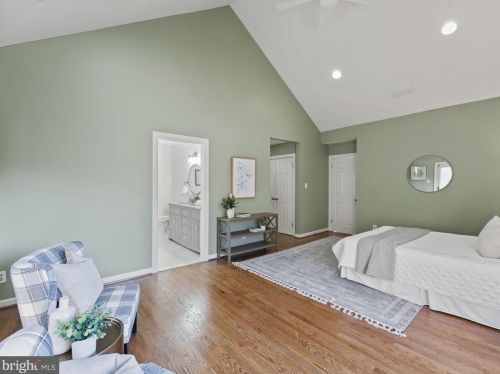 207 Glendale Ave, Alexandria VA 22301-2452 exterior