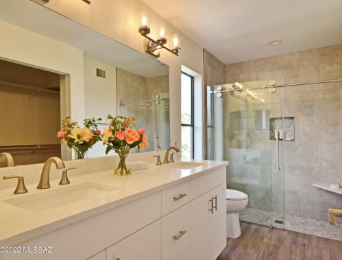 5837 Paseo Ventoso, Tucson AZ  85750-1131 exterior