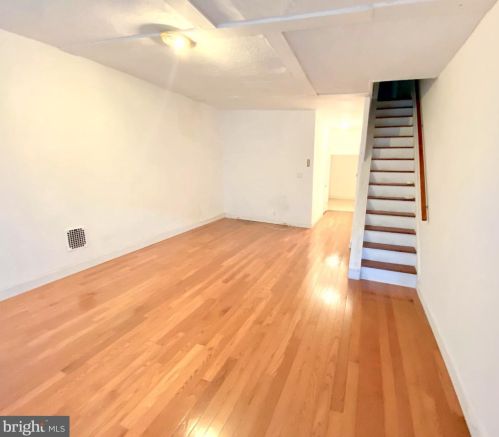 2603 8th St, Philadelphia PA  19148-4526 exterior