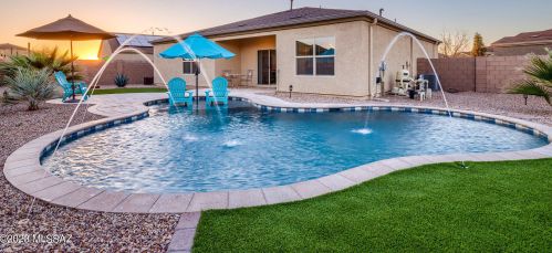 7441 Calle Bocina, Tucson, AZ 85757-6459