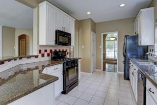 12127 Canyon Mills Dr, Houston TX  77095-6558 exterior