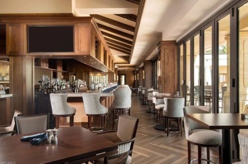 5934 Hammock Is Cir, Naples FL 34119-4649 exterior