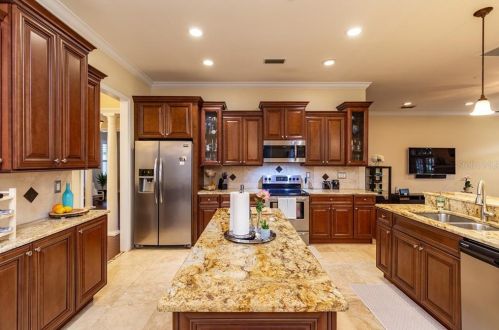 15704 Mifflin Ct, Tampa FL exterior