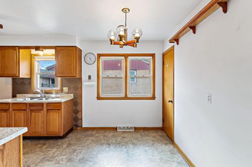 4460 65th St, Milwaukee WI  53220-3420 exterior