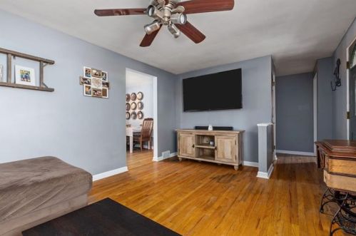 500 Hiland Ave, Moon Twp, PA 15108-1502