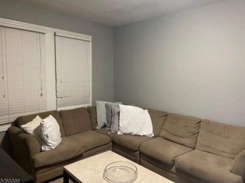 270 New York Ave, Newark NJ 07105-2606 exterior