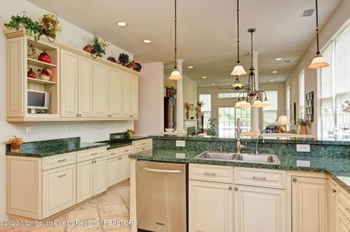 107 Gables Way, Jackson Twp NJ 08527-6311 exterior