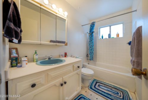 6648 Calle La Paz, Tucson AZ  85715-4147 exterior