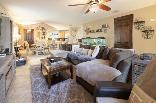 1936 Grand Dr, Fort Pierce FL 34952-7795 exterior