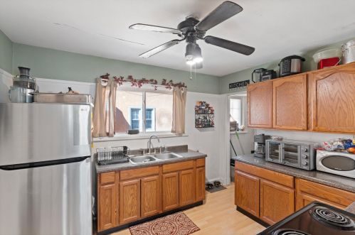 2177 69, Milwaukee WI 53213-1925 exterior