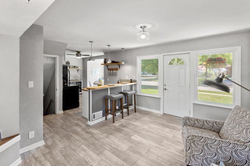 6073 36th St, Milwaukee WI  53221-4652 exterior