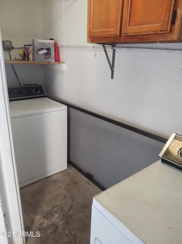 12231 21st Ave, Phoenix AZ 85029-5537 exterior