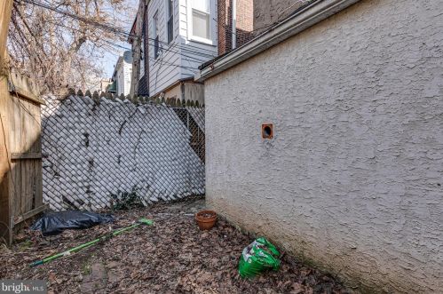 2326 17 St, Philadelphia PA 19132-4405 exterior