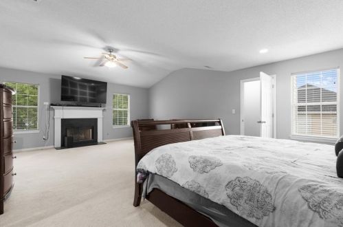 5961 Duren Mdw Dr, Lithonia GA 30058-3592 exterior