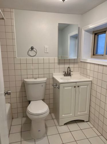 4243 Bernard St, Chicago IL  60618-1103 exterior