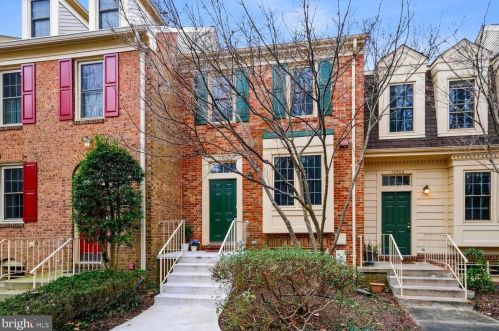 10504 Grosvenor Pl, Rockville, MD 20852-4665