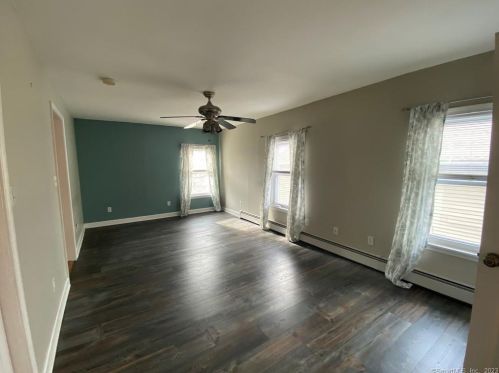 13 Franklin St, Wallingford CT 06492-4115 exterior