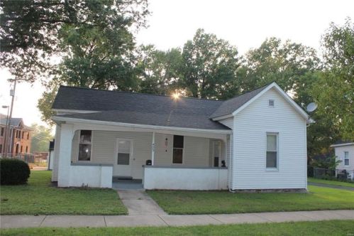403 Kansas St, Edwardsville IL  62025-1137 exterior