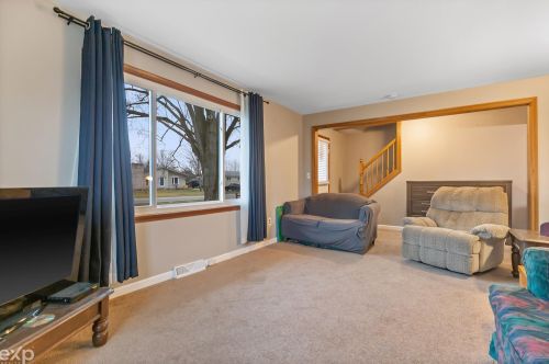 48186 Mdw Ln, New Baltimore MI 48051-2951 exterior