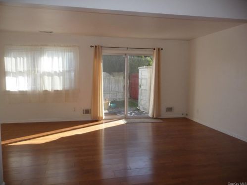 29 Silo Ln, Middletown, NY 10940-2603