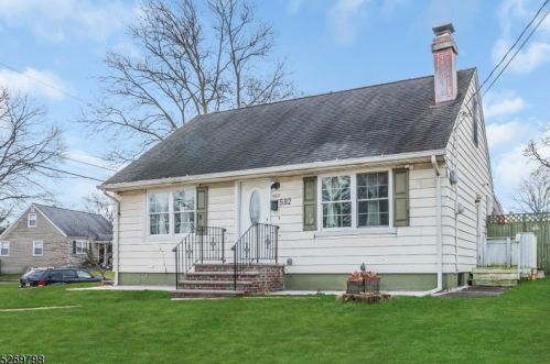 582 Orchard St, Rahway NJ  07065-2228 exterior