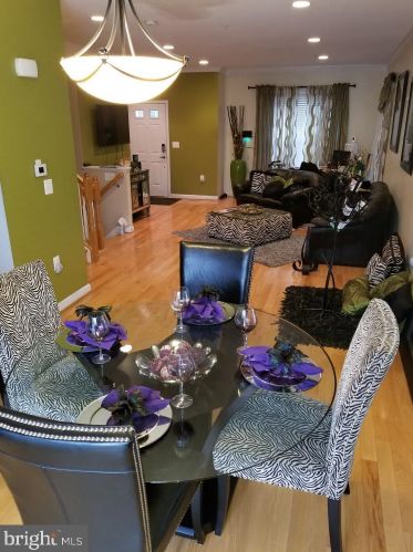 5067 Kimi Gray Ct, Washington DC  20019-5917 exterior