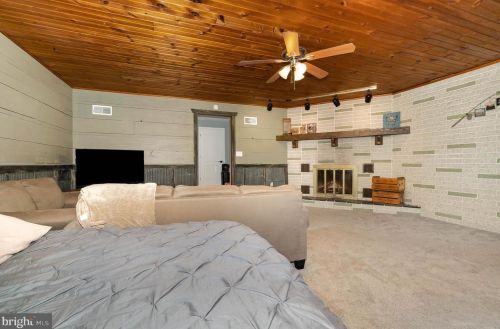 758 Bankert Rd, Hanover PA  17331-9352 exterior