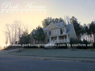 2848 Mt Isle Harbor Dr, Charlotte NC  28214-5415 exterior