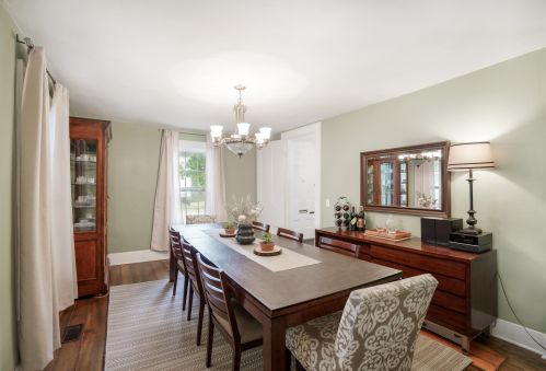 832 Elmwood St, Kalamazoo MI 49007-3236 exterior